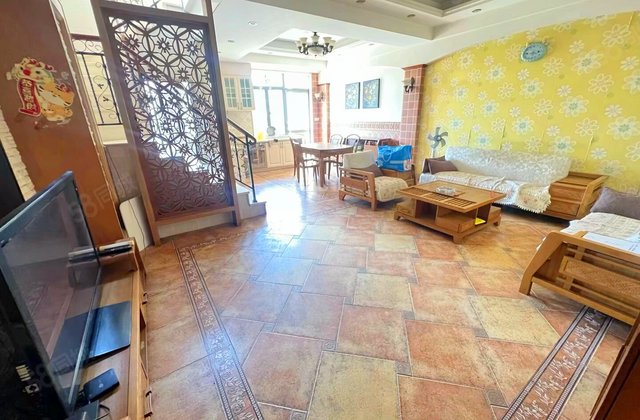 东海广场4室2厅139.74㎡85万二手房图片