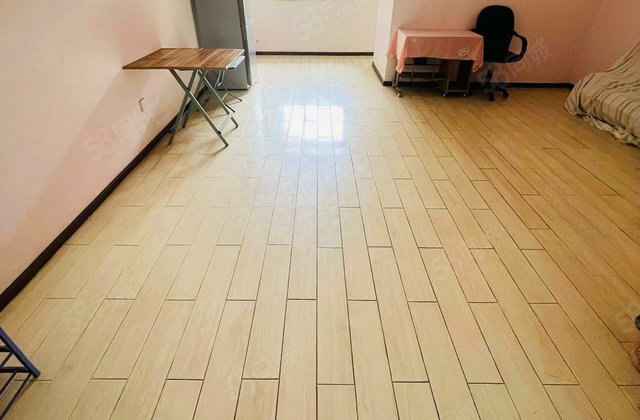 煜龙山庄2室2厅106.56㎡125万二手房图片