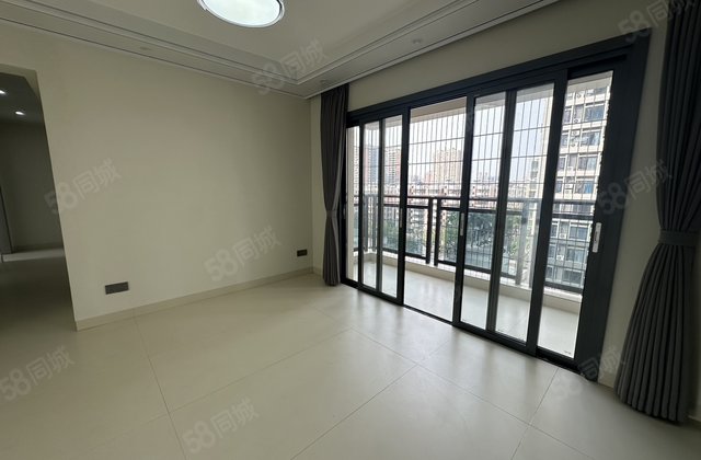 汇龙时代4室2厅145.15㎡113.8万二手房图片