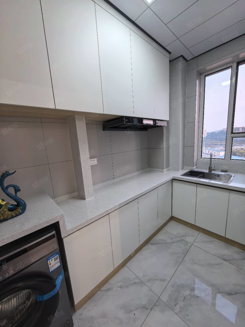 友谊花园1室1厅1卫51㎡南16.8万