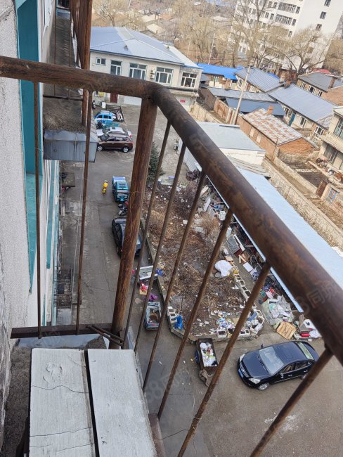 光明二区2室1厅1卫67㎡南北7.5万