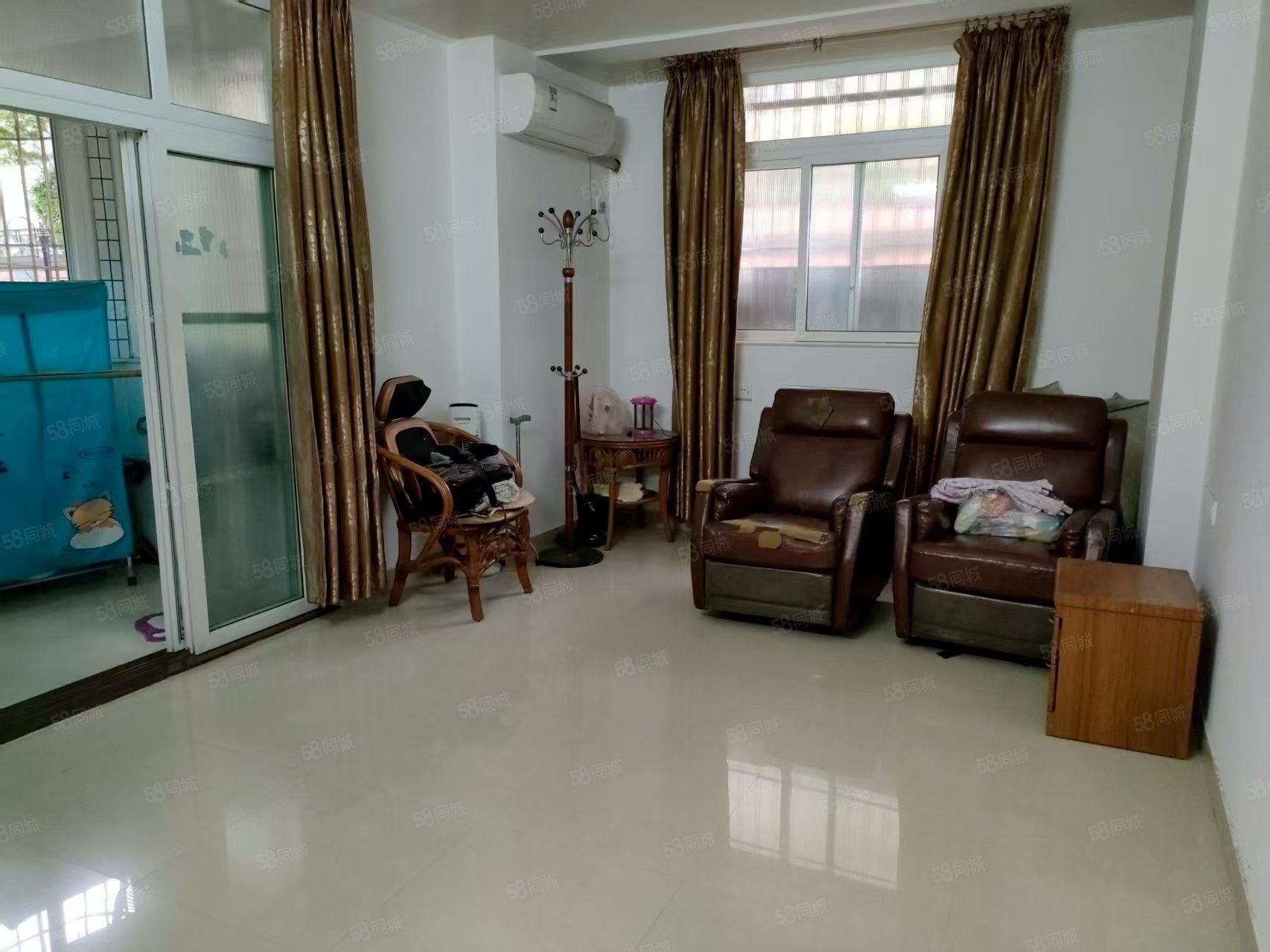 腾瑞万绿花园4室2厅2卫186㎡南北126万