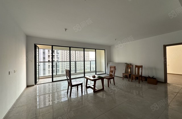 急售 城市玖玺南区 可做四居室 带车位和储 随时看房