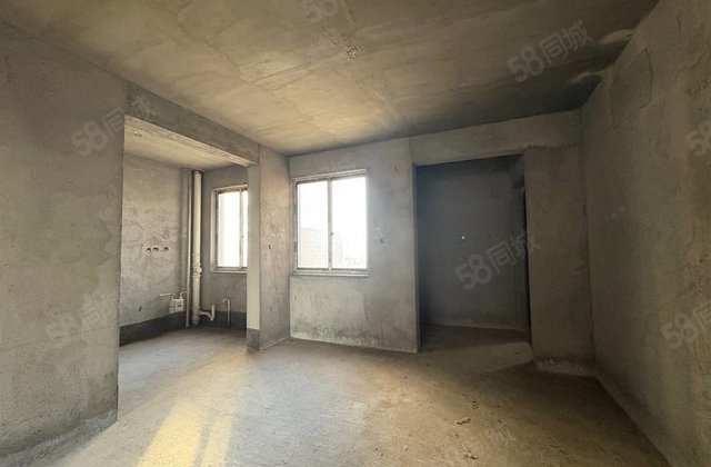 盛唐翰林府3室2厅127㎡62万二手房图片