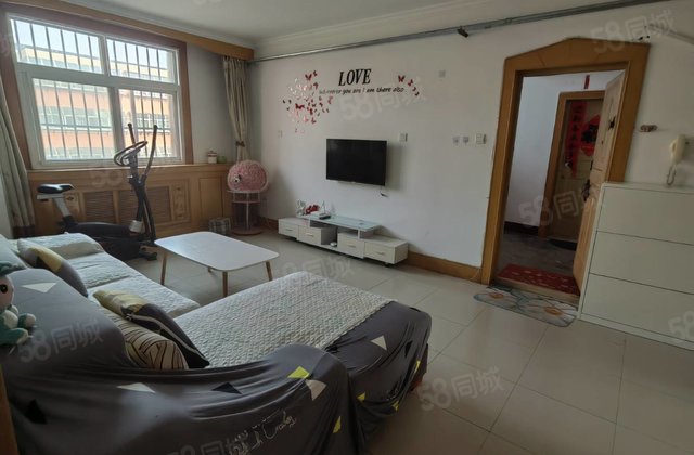 北顺 东昌 三中家属院对过 三室朝阳双阳台经典全明户型储藏室