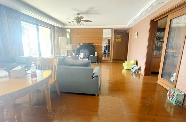 万科金域华府(一二期)3室2厅124.18㎡134万二手房图片