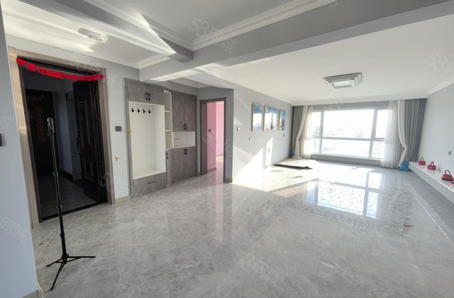 润博园3室2厅137㎡63万二手房图片