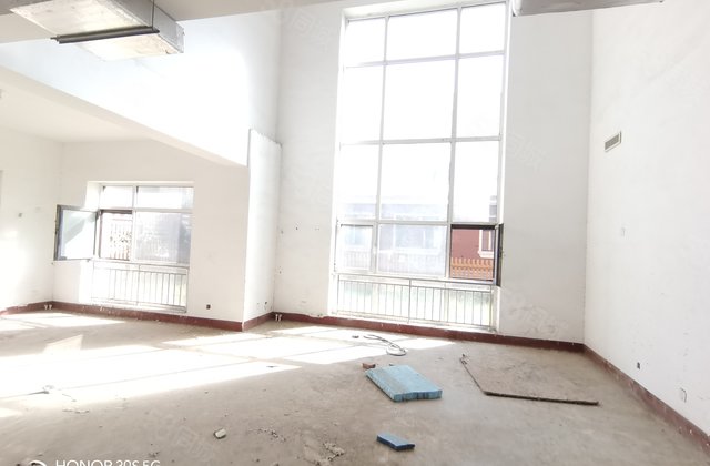 占地一亩多 独栋 大院子别墅 纯新房未住 有钥匙 城市主人