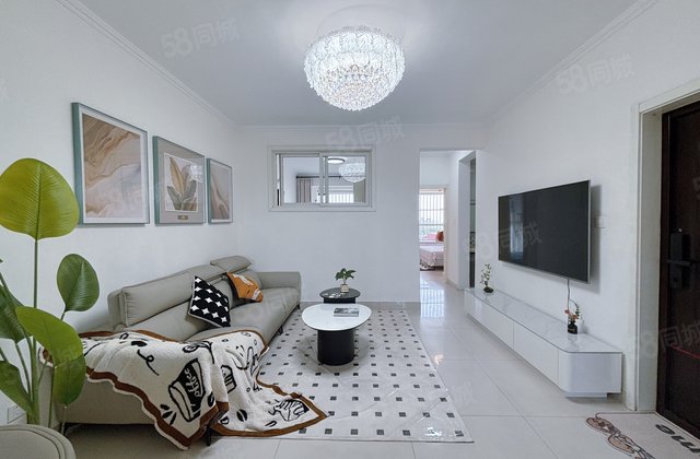 新城邦 君悦华庭电梯房 好楼层 三室 精装修 带家具家电