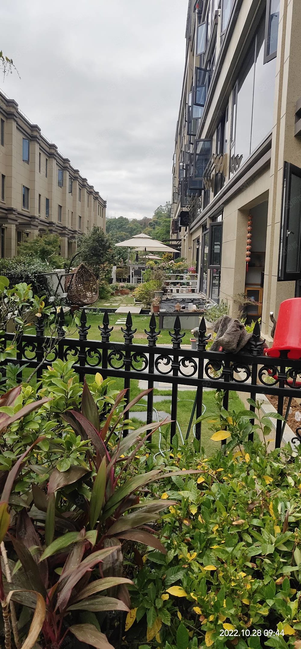 凤湖十里(别墅)5室2厅4卫140㎡南北170.8万