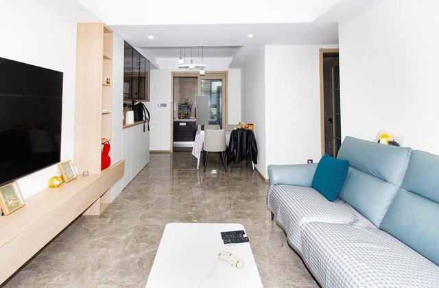 公园万象3室2厅107.06㎡160万二手房图片