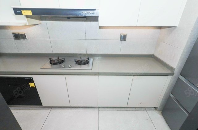 时代梅溪领峰4室2厅146.41㎡175万二手房图片