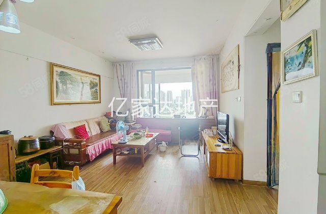 财富又一城2室2厅74.55㎡135万二手房图片