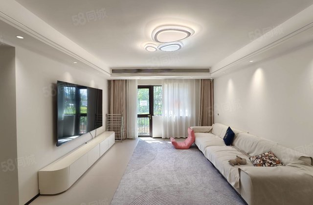 润惠园4室3厅199㎡138万二手房图片