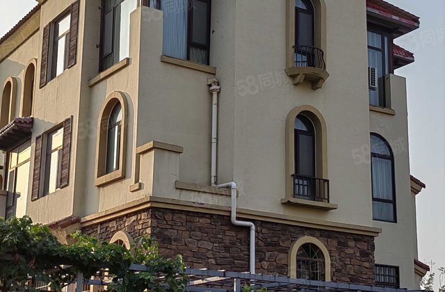 翡翠城(别墅) 视野好，前后带院子，低密度社区，真实有效。