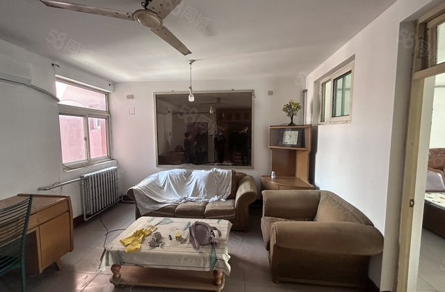 紧挨市医院 上北顺 挨三中 靠亚大小区 颐和园 市政府家属院