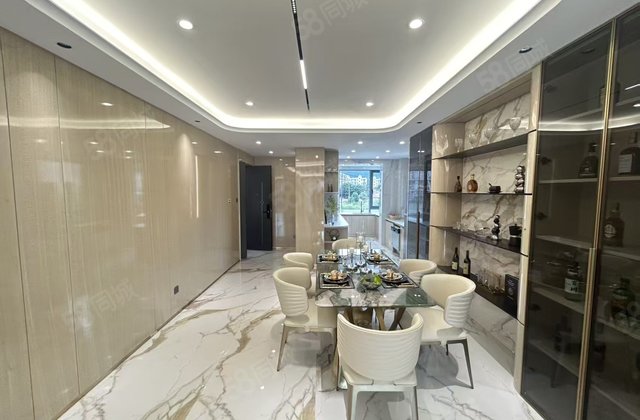 保山吾悦广场4室2厅175㎡73.5万二手房图片