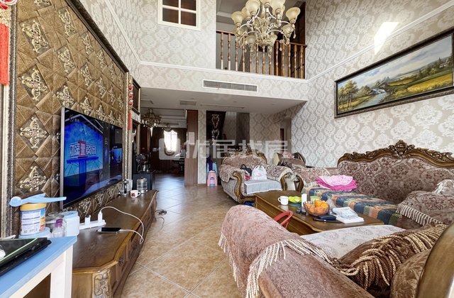 旭辉朗香郡5室2厅104.6㎡150万二手房图片