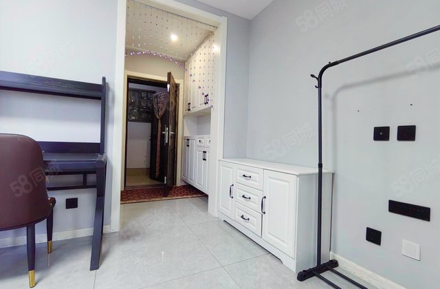 腾业国王镇1室0厅33.58㎡45万二手房图片