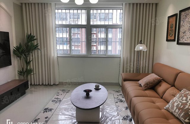 水岸新城，带车库，精装修，房东急售