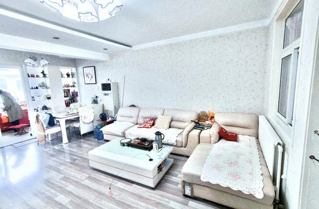 锦泰小区2室2厅97.44㎡29万二手房图片