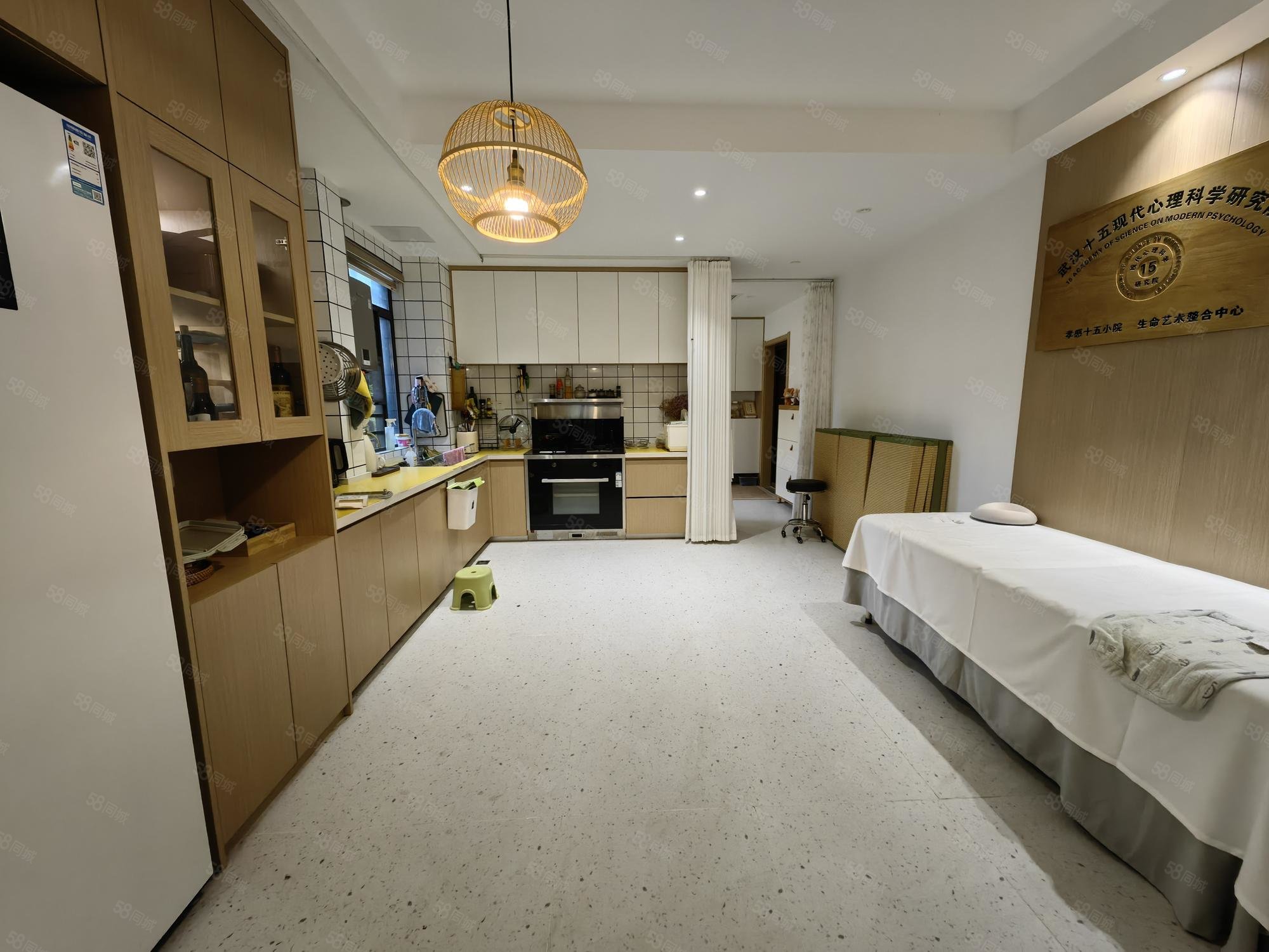 东宸花园3室2厅2卫128㎡南北78万