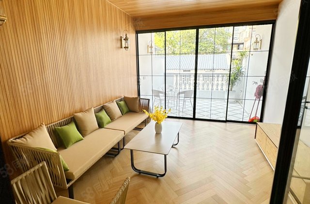 解放南路小区(越秀区)5室2厅200㎡598万二手房图片