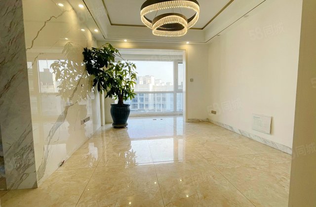 中铁鹭岛艺术城3室2厅82.84㎡166.1万二手房图片