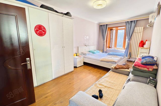 龙电花园3室2厅163.44㎡135万二手房图片