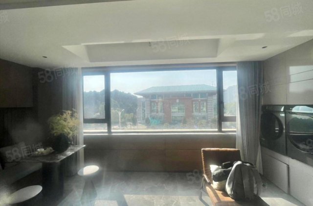 凤凰和颐3室2厅126㎡90.8万二手房图片