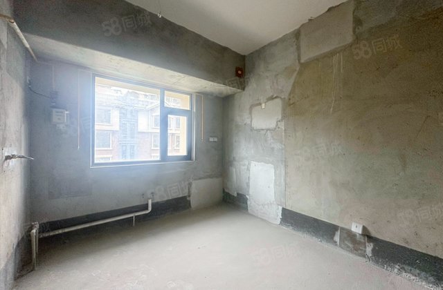 朗基御香4室2厅152.68㎡320万二手房图片