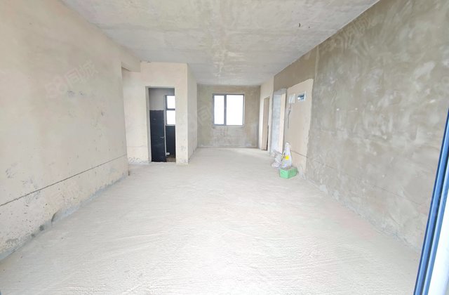 观山小区3室2厅122.78㎡182万二手房图片