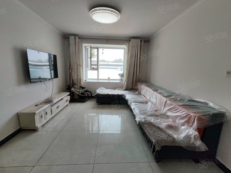 102.24售83可议,万达对面龙河盛都,一楼带小院,3居