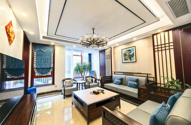 中粮北纬28度6室2厅298㎡580万二手房图片