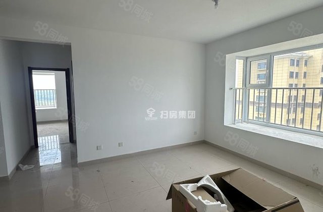 老文轩 湖景边户房 第二实验 新房未住走一手 恒大名都