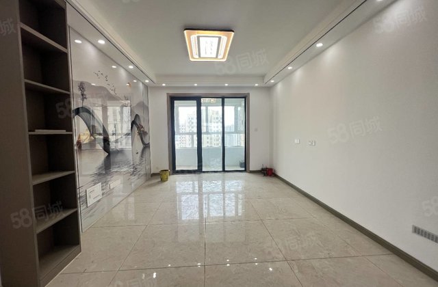 急售，17号院东边户，带车位储藏室