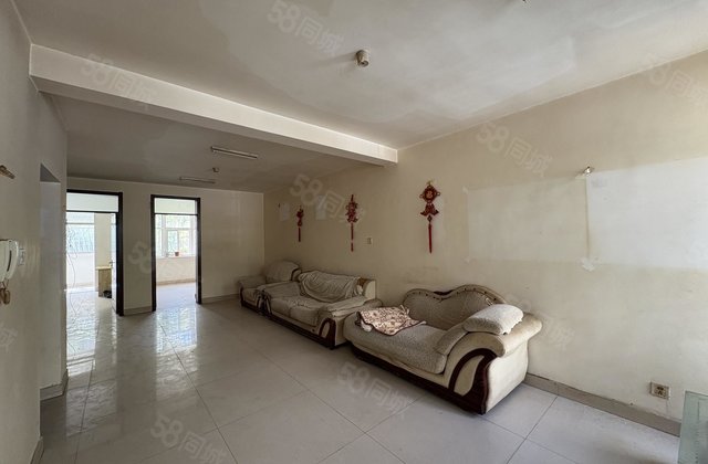 急售 柳泉花园 昌润路眼科医院 一楼 双   校