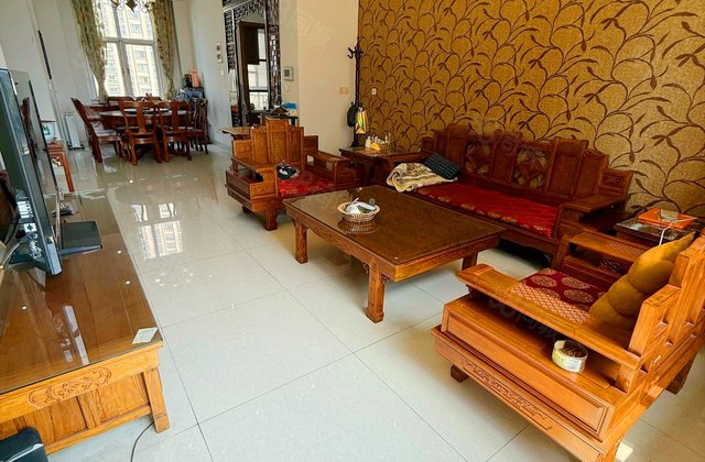 常熟中南世纪城(北区)4室2厅137.08㎡165万二手房图片