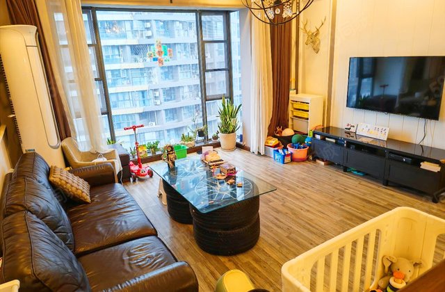 西锦国际一期2室1厅104.94㎡199.8万二手房图片