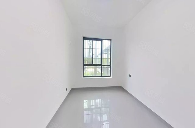 磊阳领秀4室2厅140㎡107.8万二手房图片