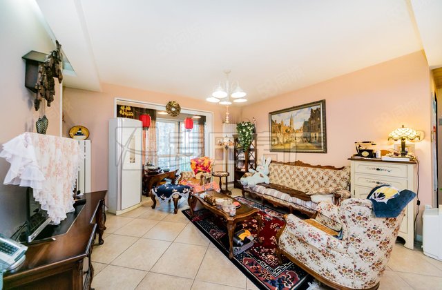 嘉美风尚中心4室2厅186㎡1260万二手房图片