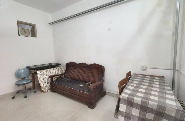 市中心 人民医院 一楼带院子 东昌中学 温馨两居室 免大税