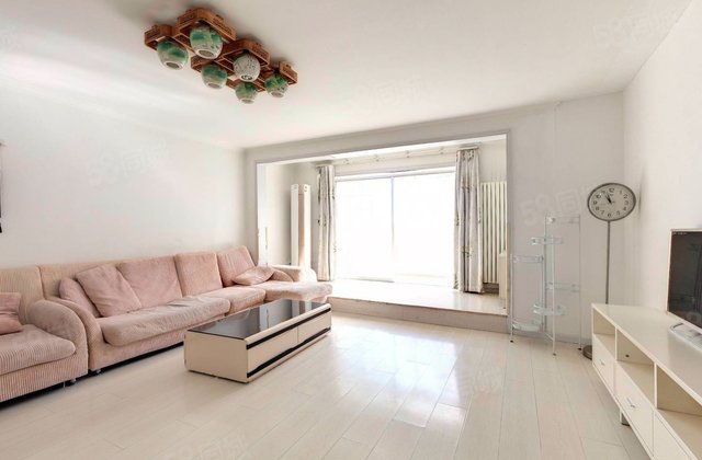 北街家园(八区)3室2厅124.03㎡350万二手房图片