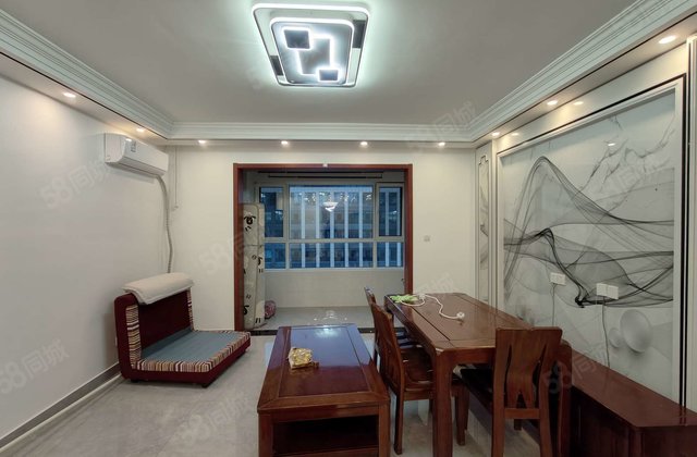 新上洋房 华建电梯洋房 三室双卫 精装修 带车位储藏室 急售