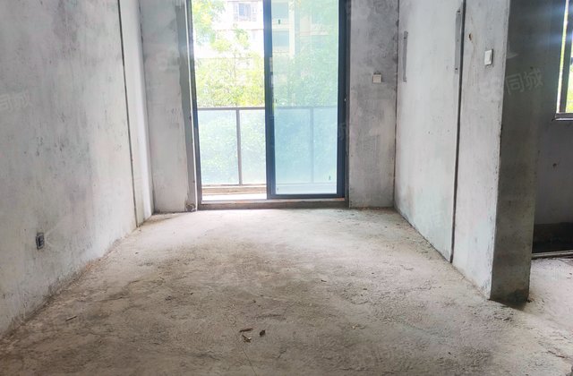 福天藏郡院子4室2厅140.47㎡88万二手房图片