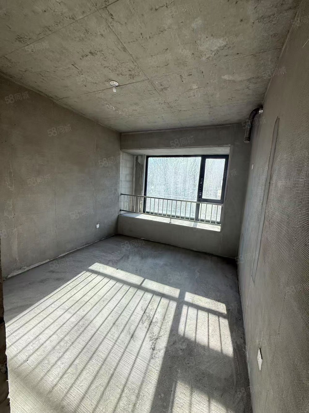 华韵锦园3室2厅2卫140㎡南北98万