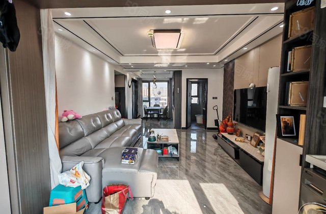 开发区精装20 东昌东锦绣观邸三室两卫带车位储藏室5楼东边户