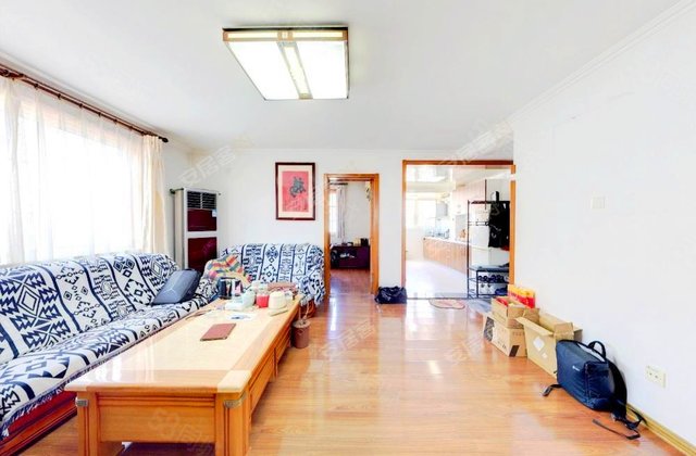 虎山花苑(D区)3室1厅95.99㎡150万二手房图片