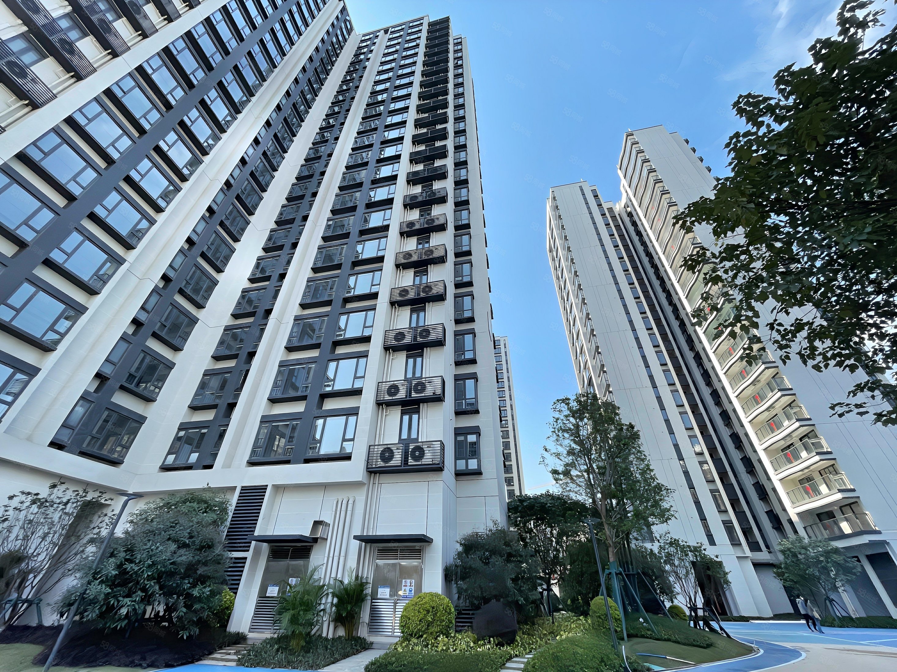 金地天河峯睿内转单位次顶楼单价6字笋到爆