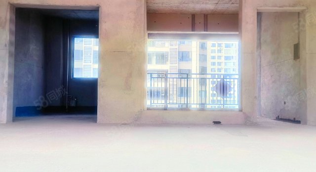 尚学府5室2厅163.84㎡114.6万二手房图片